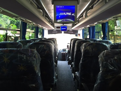 32 passenger Seating capacity